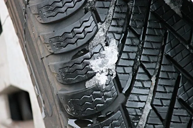 Opony zimowe 175/65 R14 - zalety i wady